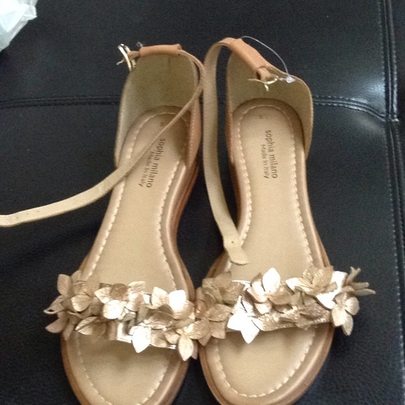 sophia milano Shoes - SOPHIA MILANO GOLD LEAF SANDALS  NEVER WORN BEFORE